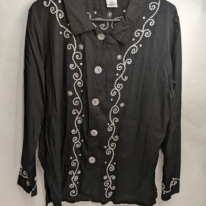 Paradiso size medium  button down embroidered blouse